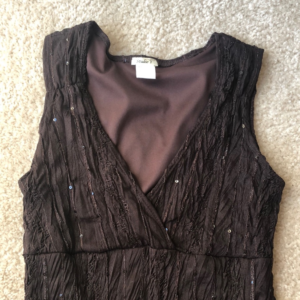 Brown v-neck top with sequin detail